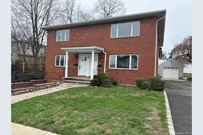 5 Linwood Road N #2nd Fl, Port Washington, NY 11050 - Photo 1