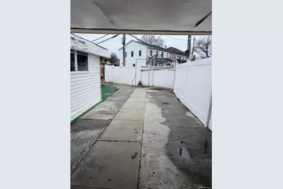 9108 Sutter Avenue, Ozone Park, NY 11417 - Photo 25