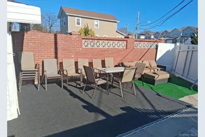9108 Sutter Avenue, Ozone Park, NY 11417 - Photo 25