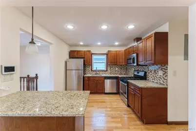 228-20 Edgewood Avenue #2, Springfield Gardens, NY 11413 - Photo 5