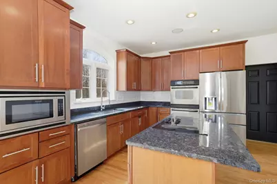 37 Willets Way, Newburgh, NY 12550 - Photo 19