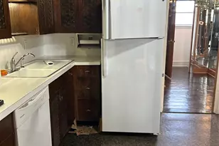 125 W Hoffman Ave, Lindenhurst, NY 11757 - Photo 3