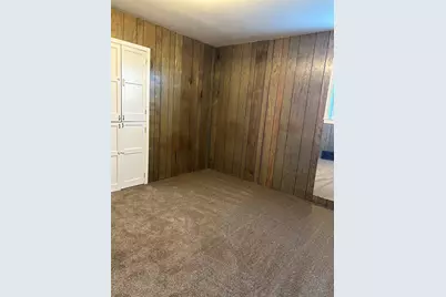 125 W Hoffman Avenue, Lindenhurst, NY 11757 - Photo 9