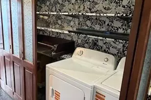 125 W Hoffman Ave, Lindenhurst, NY 11757 - Photo 15