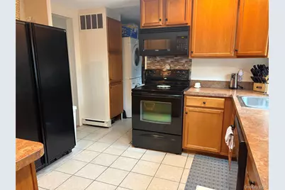 525/159 Riverleigh Avenue #159, Riverhead, NY 11901 - Photo 5