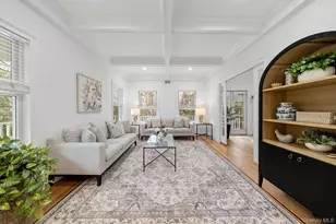 17 Nadworny Ln, Stony Brook, NY 11790 - Photo 5