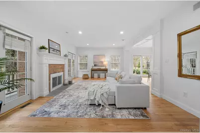 17 Nadworny Lane, Stony Brook, NY 11790 - Photo 7