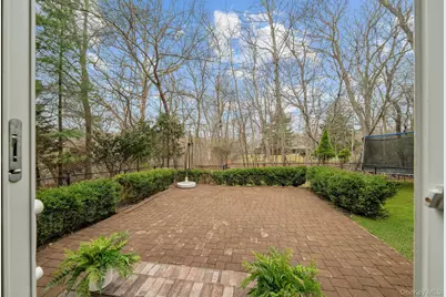 17 Nadworny Lane, Stony Brook, NY 11790 - Photo 31