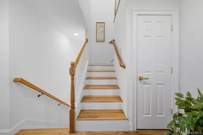 17 Nadworny Lane, Stony Brook, NY 11790 - Photo 25