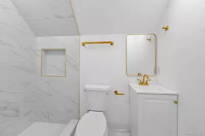 17 Nadworny Lane, Stony Brook, NY 11790 - Photo 27