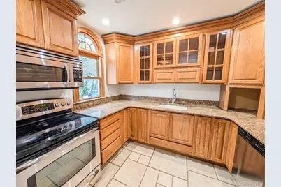 11 Amesworth Court, Middle Island, NY 11953 - Photo 5