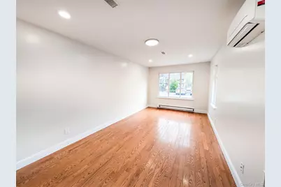 11 Amesworth Court, Middle Island, NY 11953 - Photo 9