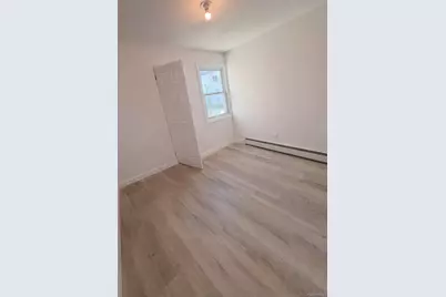 284 15th Street, West Babylon, NY 11704 - Photo 5