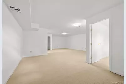 131 Pelhamdale Avenue, Mount Vernon, NY 10553 - Photo 13