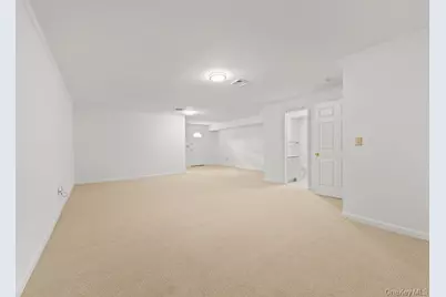 131 Pelhamdale Avenue, Mount Vernon, NY 10553 - Photo 17