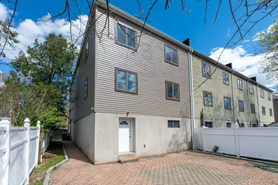 131 Pelhamdale Avenue, Mount Vernon, NY 10553 - Photo 37