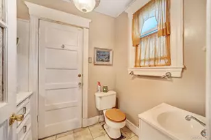 320 S Bayview Ave, Freeport, NY 11520 - Photo 25