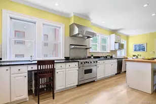 91 Vaughn Ave, New Rochelle, NY 10801 - Photo 13