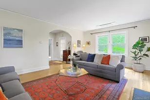 91 Vaughn Ave, New Rochelle, NY 10801 - Photo 9