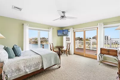 176 Beach Lane, Westhampton Beach, NY 11978 - Photo 13