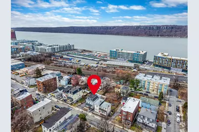 185 Woodworth Avenue, Yonkers, NY 10701 - Photo 11