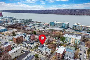 185 Woodworth Ave, Yonkers, NY 10701 - Photo 11