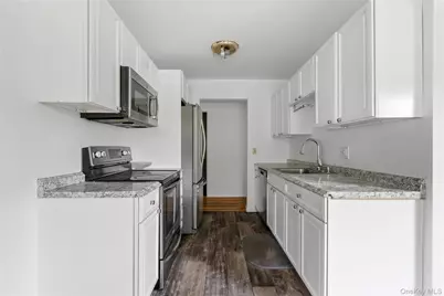 2 Woods End Circle #E, Peekskill, NY 10566 - Photo 7