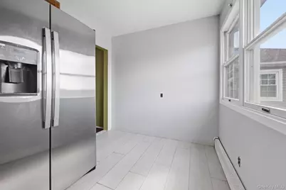 144-10 256th Street #2nd Fl, Rosedale, NY 11422 - Photo 9