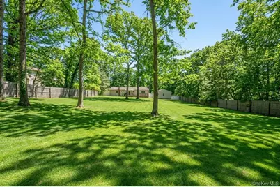 34 Giant Oak Road, Ridge, NY 11961 - Photo 7