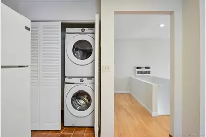 545 Stanley Avenue, Mamaroneck, NY 10543 - Photo 7