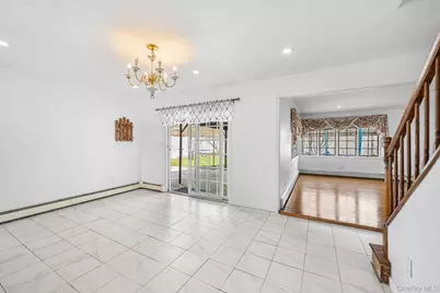 116 Red Maple Drive N, Levittown, NY 11756 - Photo 15