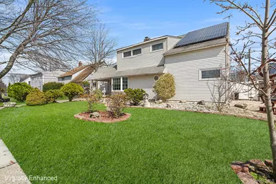 116 Red Maple Drive N, Levittown, NY 11756 - Photo 3