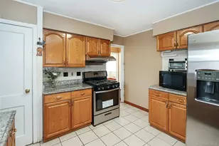 230 S King St, Elmont, NY 11003 - Photo 9
