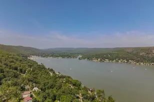 27 Windermere Ave, Greenwood Lake, NY 10925 - Photo 47