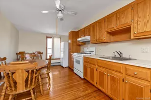 1118 W Broadway, Hewlett, NY 11557 - Photo 15