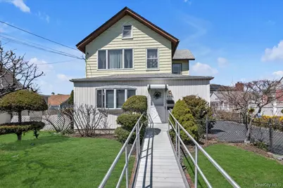 1118 W Broadway, Hewlett, NY 11557 - Photo 1