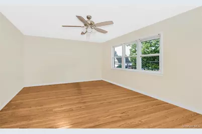 433 Palmer Road #Second Fl, Yonkers, NY 10701 - Photo 17