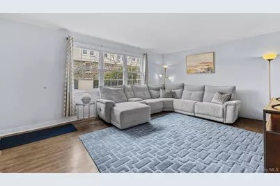 12 Lake Avenue #12, Bronxville, NY 10708 - Photo 5