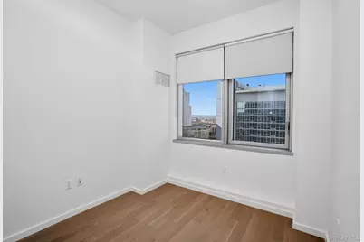 13327 39th Avenue #PHC, Flushing, NY 11354 - Photo 9