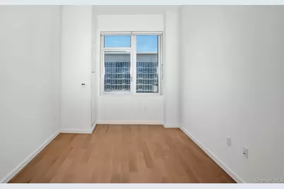 13327 39th Avenue #PHC, Flushing, NY 11354 - Photo 7