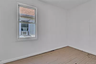 150-81 116th Road, Jamaica South, NY 11434 - Photo 9