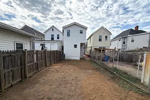 150-81 116th Dr, Jamaica, NY 11434 - Photo 11