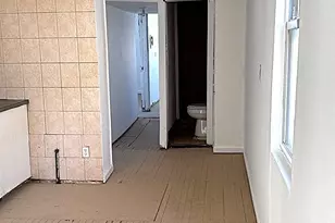 150-81 116th Dr, Jamaica, NY 11434 - Photo 9