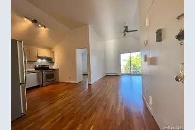 1305 Balcom Avenue, Bronx, NY 10461 - Photo 5