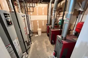 1305 Balcom Ave, Bronx, NY 10461 - Photo 23