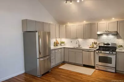 1305 Balcom Avenue, Bronx, NY 10461 - Photo 5