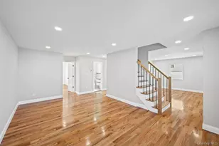 19 Rugby Rd, Merrick, NY 11566 - Photo 5