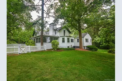 23 Pinetree Lane, Old Westbury, NY 11568 - Photo 3