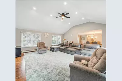 33 Brookfield Road, Northport, NY 11768 - Photo 17