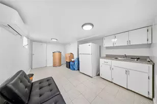 128-17 147th St, Jamaica, NY 11436 - Photo 17